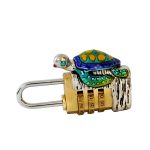 Underwater World Travel Lock